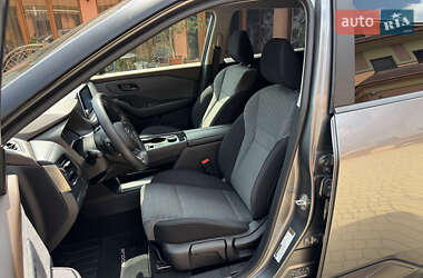 Внедорожник / Кроссовер Nissan Rogue 2021 в 