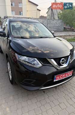 Позашляховик / Кросовер Nissan Rogue 2015 в 