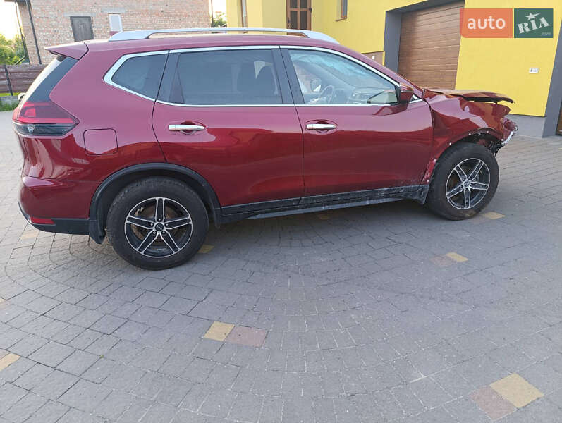 Внедорожник / Кроссовер Nissan Rogue 2020 в Львове