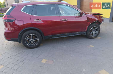 Позашляховик / Кросовер Nissan Rogue 2020 в 