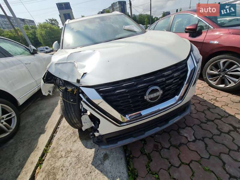 Внедорожник / Кроссовер Nissan Rogue 2023 в Киеве