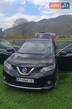 Внедорожник / Кроссовер Nissan Rogue 2014 в Косове