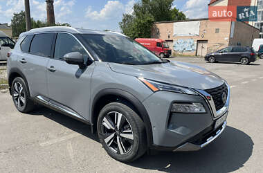 Внедорожник / Кроссовер Nissan Rogue 2022 в Тернополе