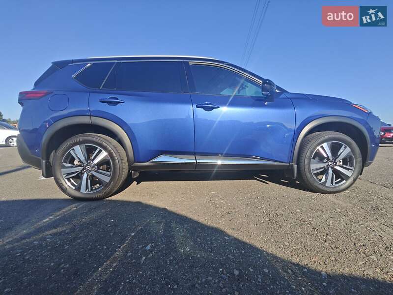 Внедорожник / Кроссовер Nissan Rogue 2022 в Харькове