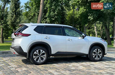 Внедорожник / Кроссовер Nissan Rogue 2021 в 