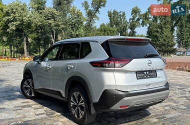Внедорожник / Кроссовер Nissan Rogue 2021 в 