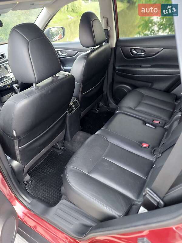 Внедорожник / Кроссовер Nissan Rogue 2019 в Киеве