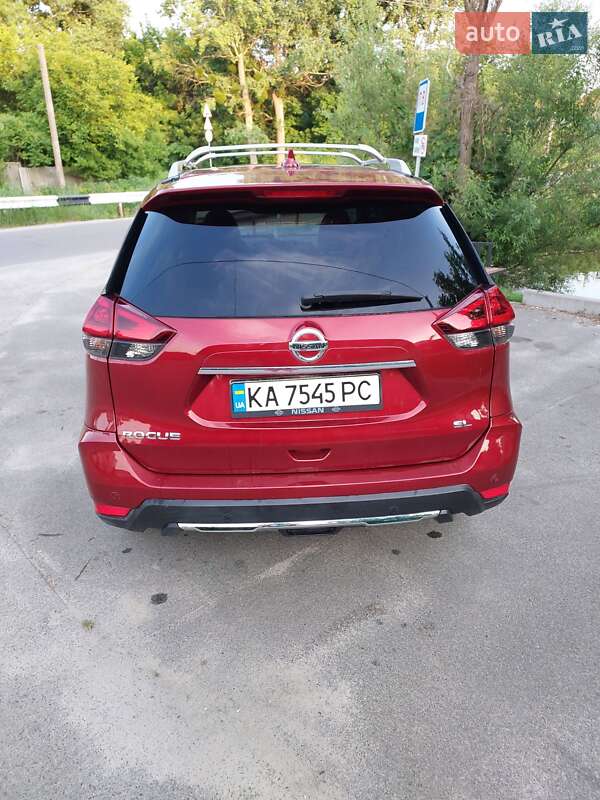 Внедорожник / Кроссовер Nissan Rogue 2019 в Киеве