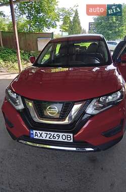 Внедорожник / Кроссовер Nissan Rogue 2017 в Ивано-Франковске