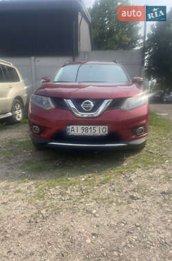 Внедорожник / Кроссовер Nissan Rogue 2016 в Чернигове