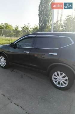 Внедорожник / Кроссовер Nissan Rogue 2016 в Харькове