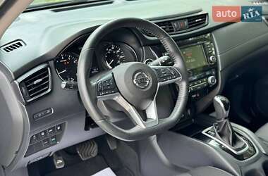 Внедорожник / Кроссовер Nissan Rogue 2019 в 
