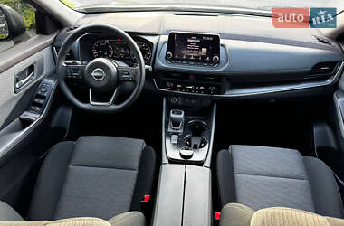 Внедорожник / Кроссовер Nissan Rogue 2023 в 