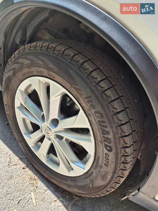 Позашляховик / Кросовер Nissan Rogue 2016 в Запоріжжі фото 5 Позашляховик / Кросовер Nissan Rogue 2016 в Запоріжжі