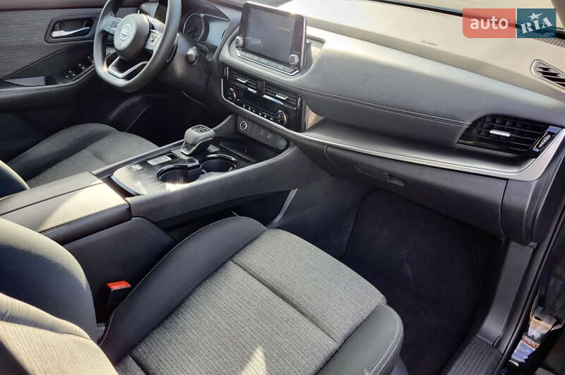 Внедорожник / Кроссовер Nissan Rogue 2021 в Кременчуге