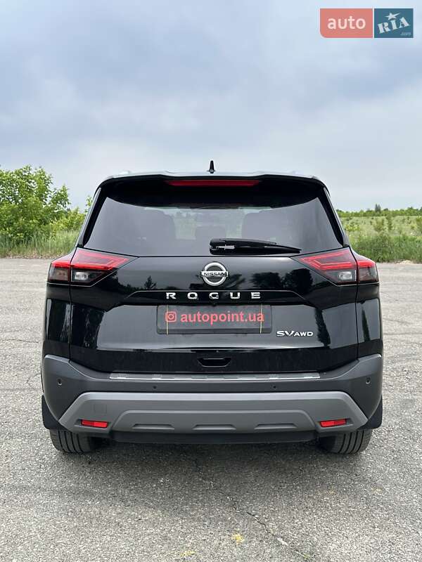 Позашляховик / Кросовер Nissan Rogue 2021 в Білогородці