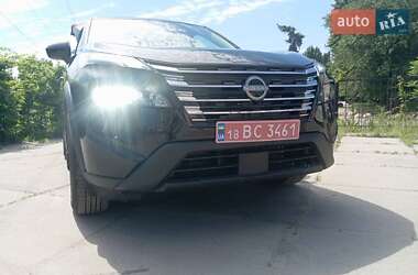 Позашляховик / Кросовер Nissan Rogue 2024 в 