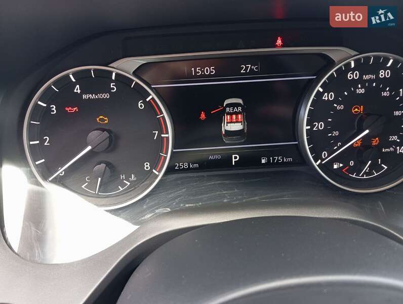 Внедорожник / Кроссовер Nissan Rogue 2024 в Киеве