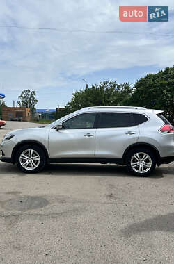 Внедорожник / Кроссовер Nissan Rogue 2015 в 
