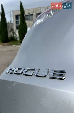 Внедорожник / Кроссовер Nissan Rogue 2015 в 