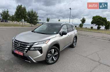 Позашляховик / Кросовер Nissan Rogue 2024 в Черкасах