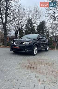 Внедорожник / Кроссовер Nissan Rogue 2018 в Кропивницком