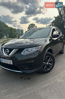 Внедорожник / Кроссовер Nissan Rogue 2016 в Киеве
