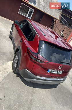Внедорожник / Кроссовер Nissan Rogue 2021 в 