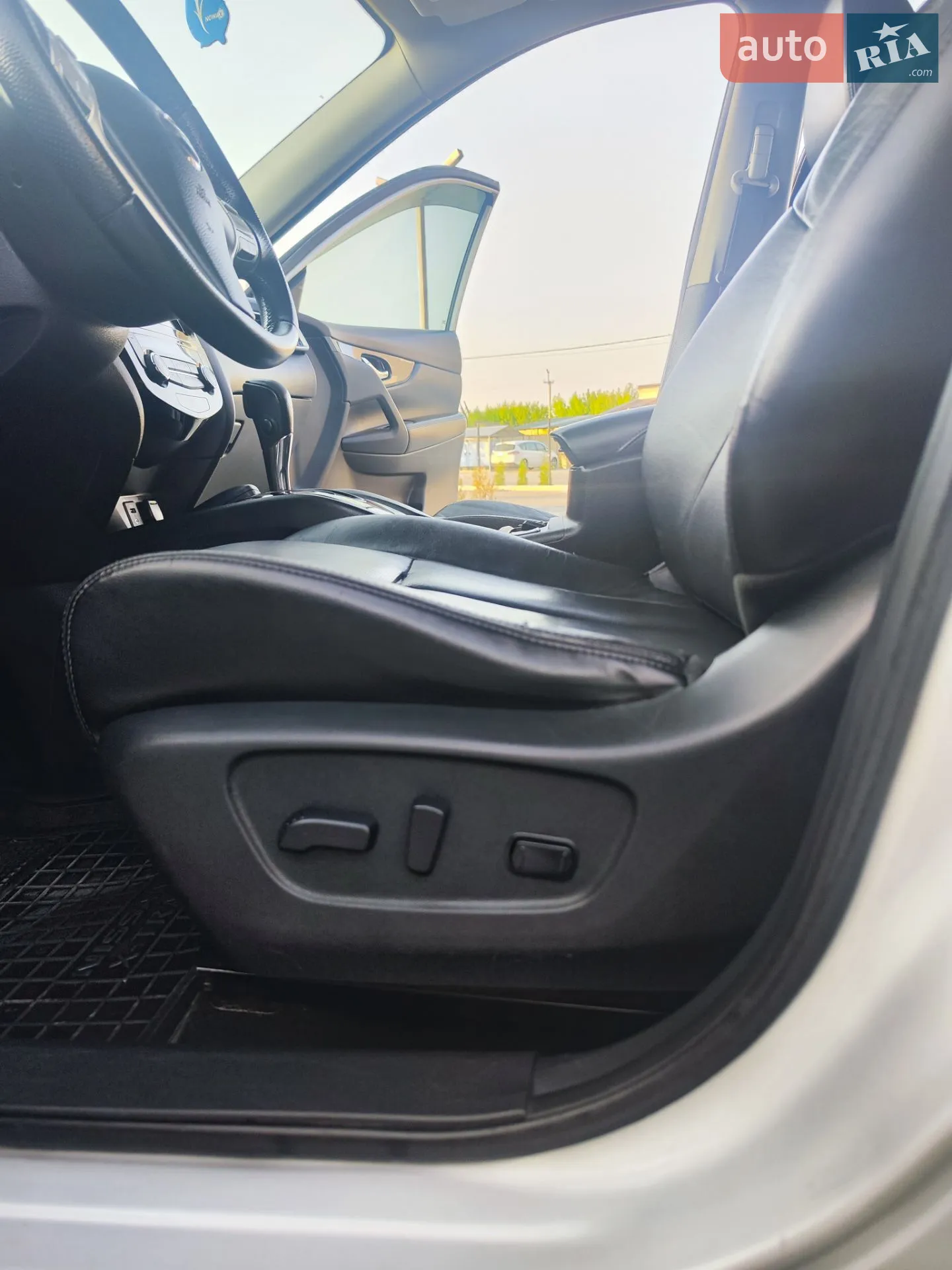 2014 Nissan Rogue - мініатюра 36