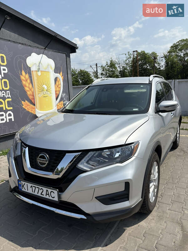 Позашляховик / Кросовер Nissan Rogue 2019 в Києві