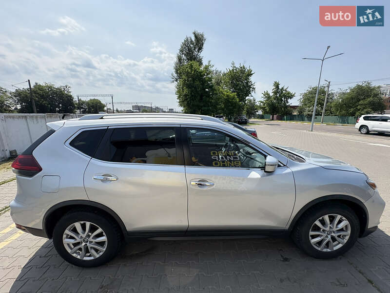 Позашляховик / Кросовер Nissan Rogue 2019 в Києві