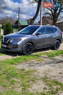 Внедорожник / Кроссовер Nissan Rogue 2018 в Львове