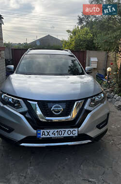 Позашляховик / Кросовер Nissan Rogue 2017 в Харкові