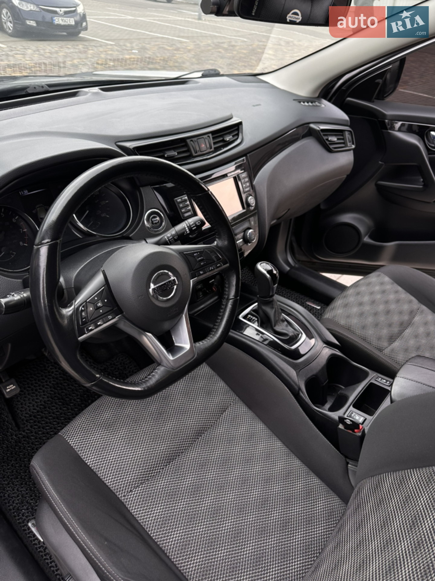 2017 Nissan Rogue - мініатюра 14
