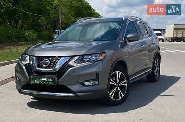 Внедорожник / Кроссовер Nissan Rogue 2017 в Киеве