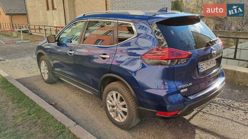Позашляховик / Кросовер Nissan Rogue 2018 в Львові