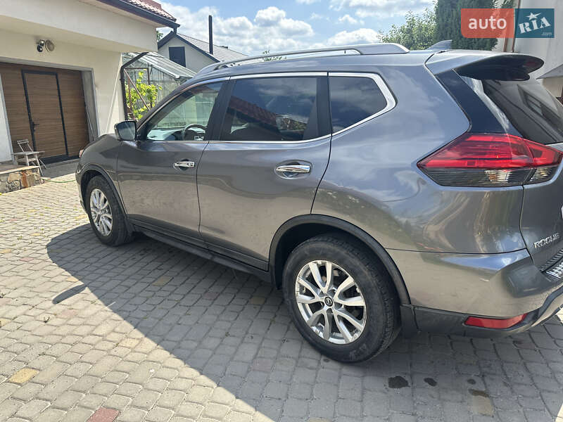 Позашляховик / Кросовер Nissan Rogue 2016 в Буську фото 3 Позашляховик / Кросовер Nissan Rogue 2016 в Буську