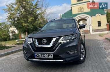 Внедорожник / Кроссовер Nissan Rogue 2018 в 