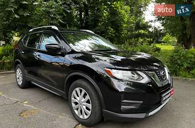 Внедорожник / Кроссовер Nissan Rogue 2016 в 