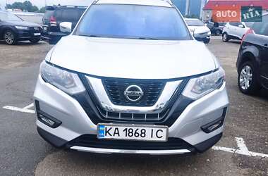 Позашляховик / Кросовер Nissan Rogue 2017 в Києві