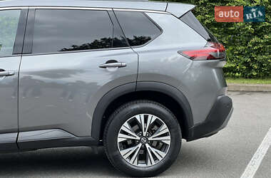 Внедорожник / Кроссовер Nissan Rogue 2020 в 