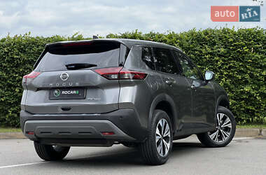 Внедорожник / Кроссовер Nissan Rogue 2020 в 