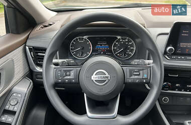 Внедорожник / Кроссовер Nissan Rogue 2020 в 