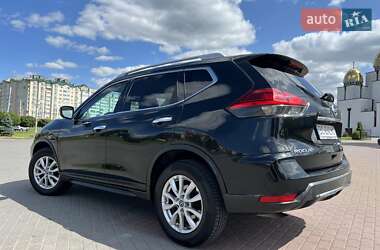 Внедорожник / Кроссовер Nissan Rogue 2017 в Львове