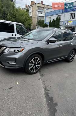 Внедорожник / Кроссовер Nissan Rogue 2018 в Виннице