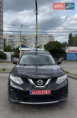 Внедорожник / Кроссовер Nissan Rogue 2016 в Харькове