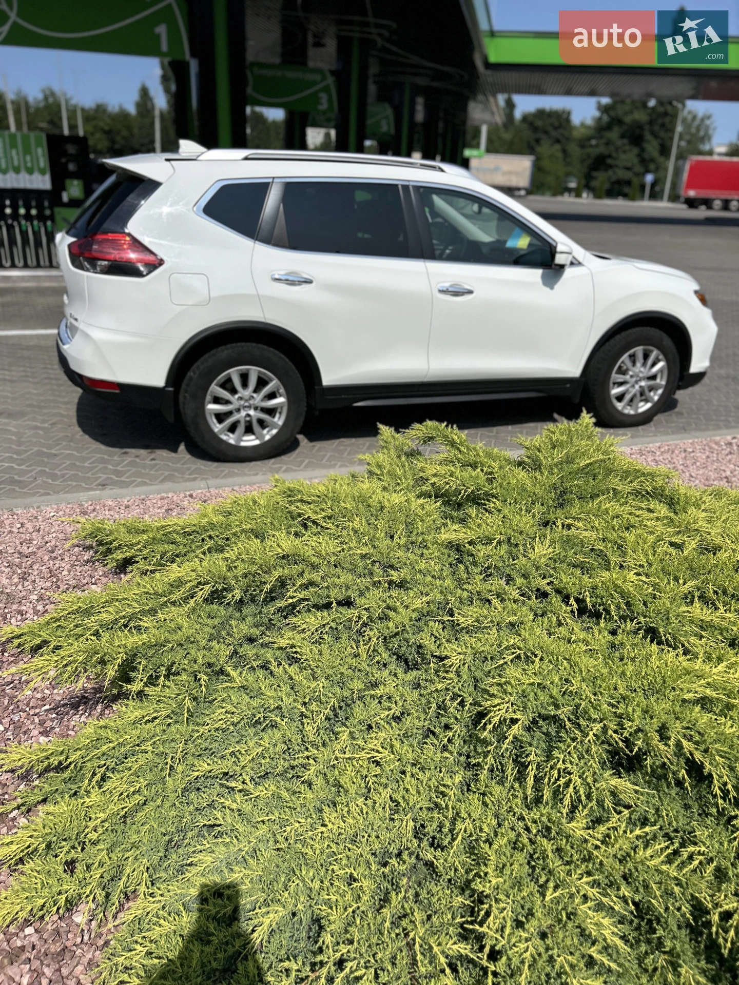 2017 Nissan Rogue - мініатюра 6