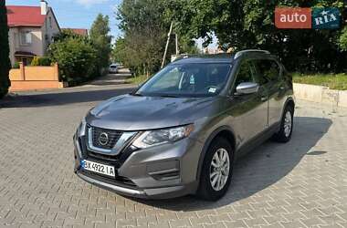 Позашляховик / Кросовер Nissan Rogue 2018 в 