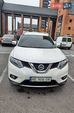 Внедорожник / Кроссовер Nissan Rogue 2016 в Днепре