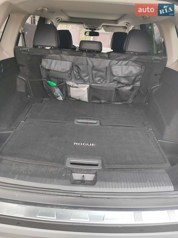Позашляховик / Кросовер Nissan Rogue 2021 в Дніпрі